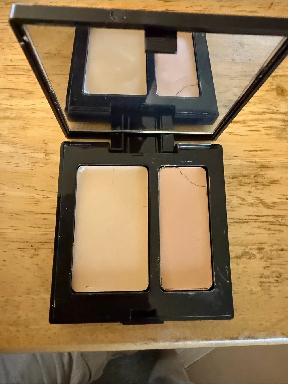 laura mercier Secret Camouflage SC-3 Compact - tried once